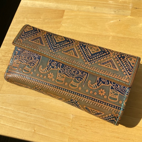 Leather Turquoise Elephant Wallet - Picture 1 of 7